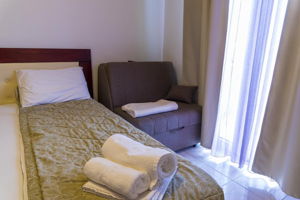 Paralía Hotel Zografos מראה חיצוני תמונה